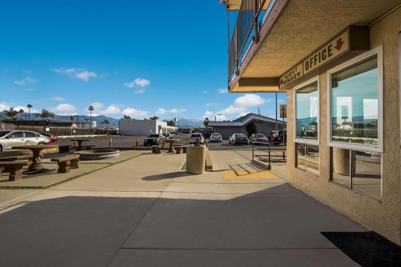Rodeway Inn San Bernardino & Redlands Екстериор снимка