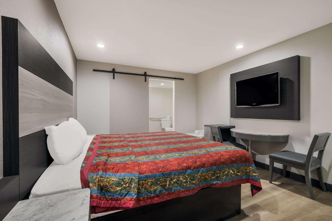 Rodeway Inn San Bernardino & Redlands Екстериор снимка