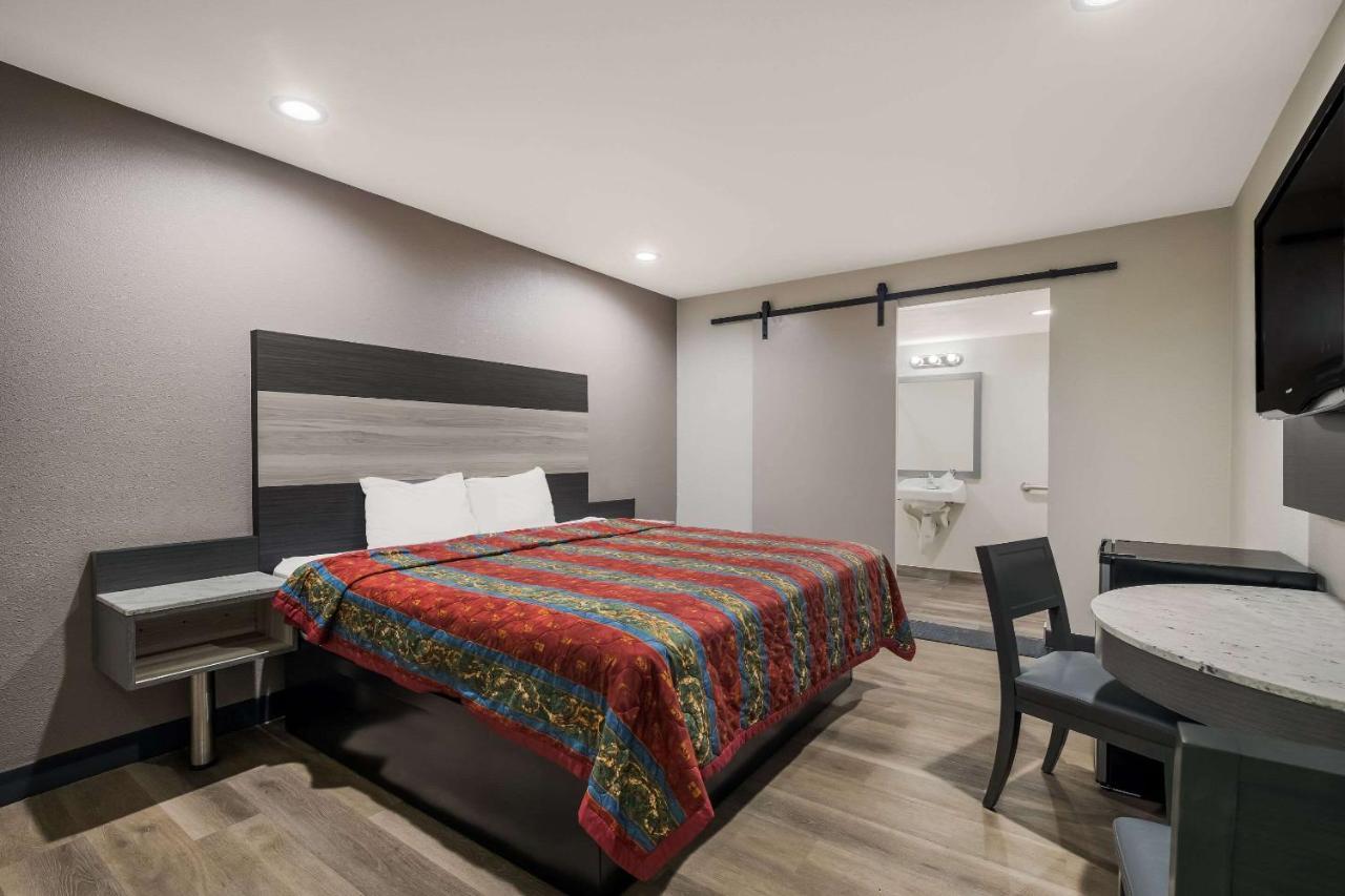 Rodeway Inn San Bernardino & Redlands Екстериор снимка