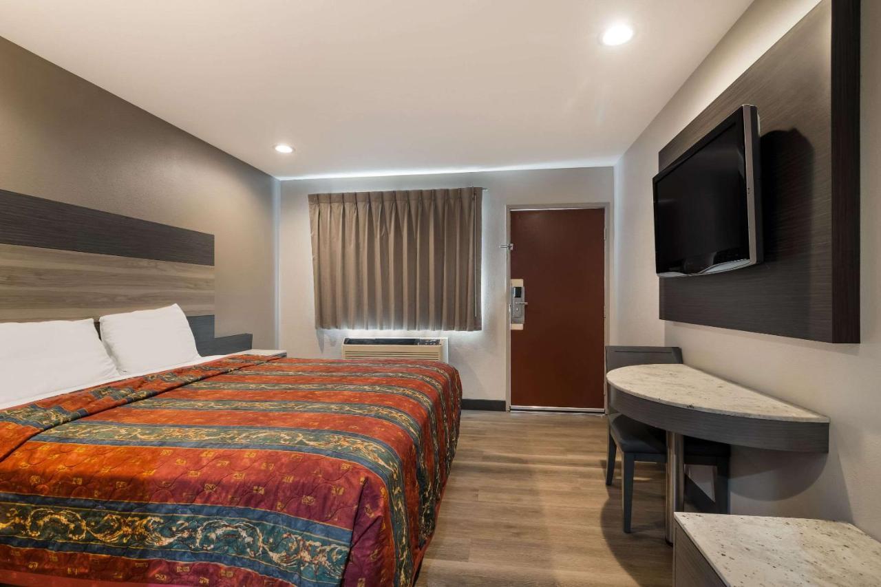 Rodeway Inn San Bernardino & Redlands Екстериор снимка